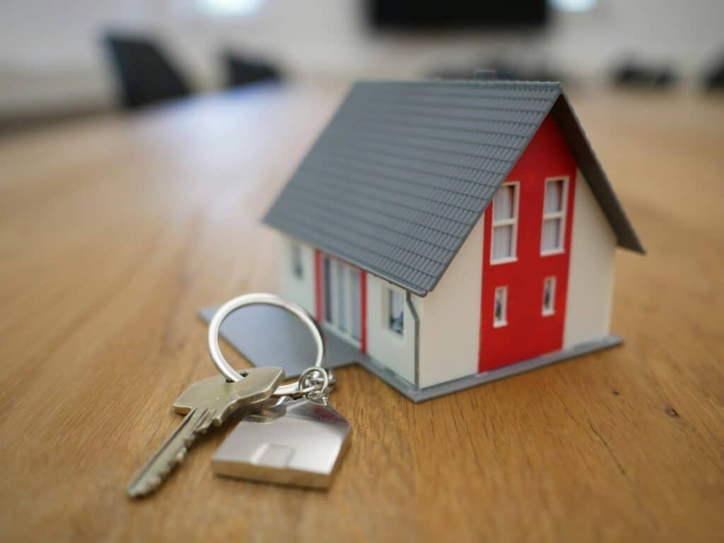 Investir dans l’immobilier locatif : optez pour le rachat de crédits pour garantir votre sécurité financière