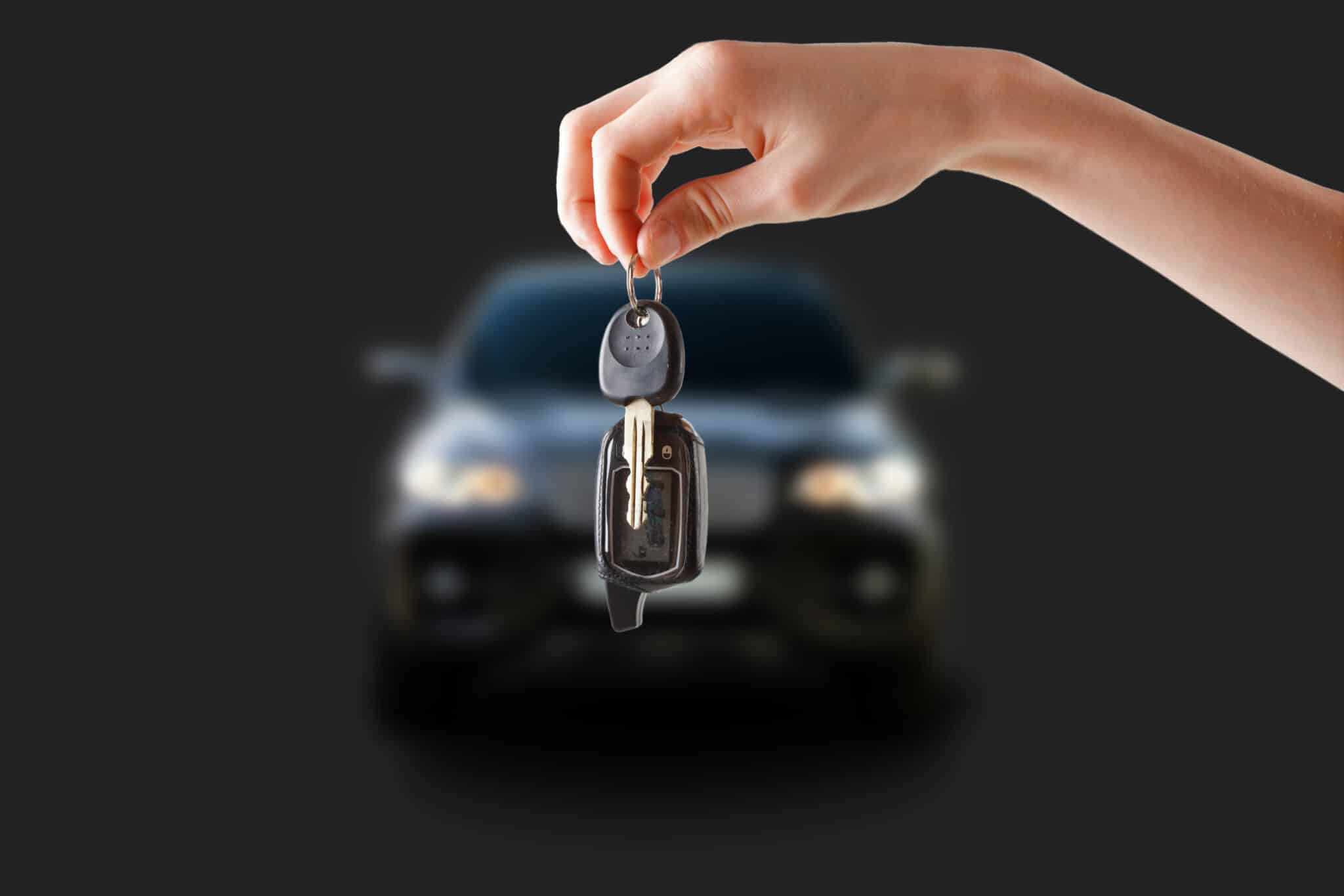 Mandataire auto, achat chez un concessionnaire ou en leasing : quelles sont les différences légales ?