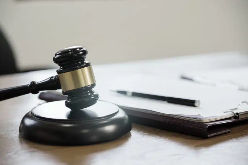 Un bon commissaire de justice : c'est quoi ?